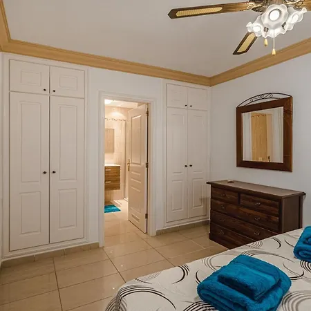 Apartment Terrazas Del Duque Ii *
